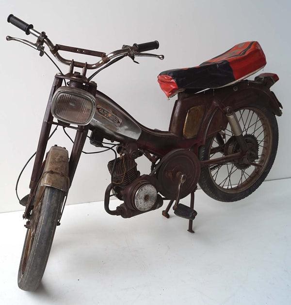 Old moped - ATLAS