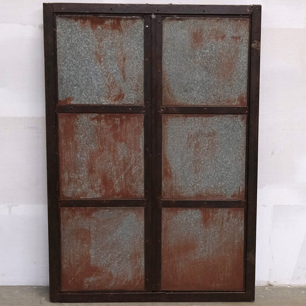 Industrial window frame in iron